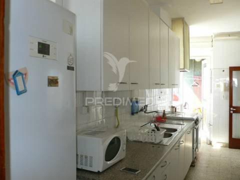 T5 na baixa do porto com sala de 60/90m2