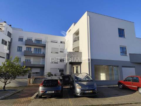 Apartamento t1 com terraço