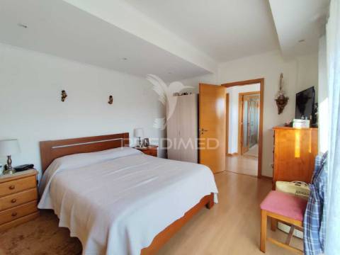 Apartamento t1 com terraço