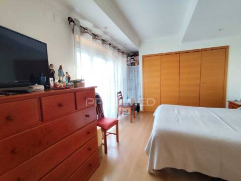 Apartamento t1 com terraço