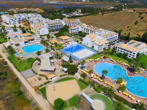 Apartamento golden club cabanas
