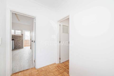 Apartamento t3 | madorna | parede