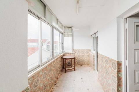 Apartamento t3 | madorna | parede