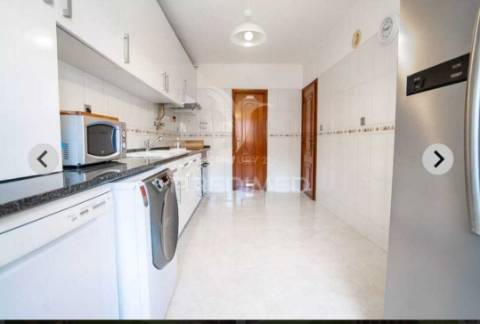 Apartamento t2 | massamá | 1 lugar de garagem | terraço