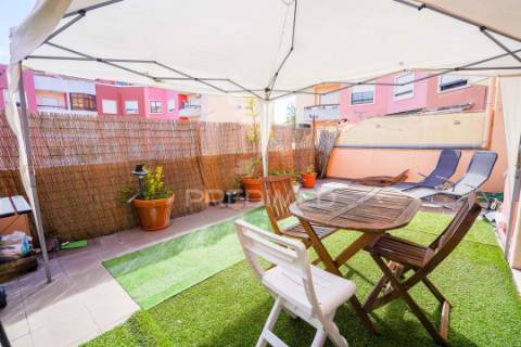 Apartamento t2 | massamá | 1 lugar de garagem | terraço