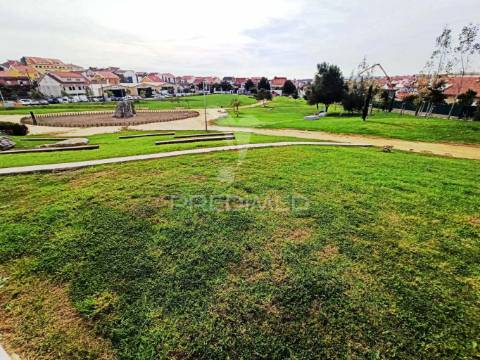 Terreno urbano à venda – localização privilegiada