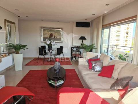 Apartamento t2, vila rosa,portimão