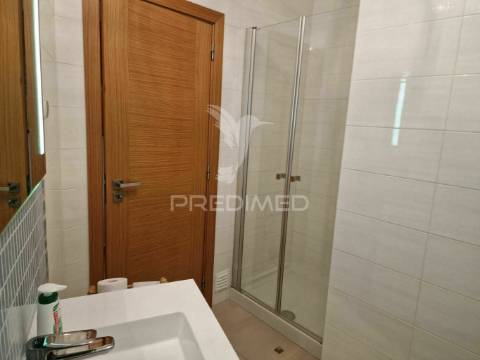 Apartamento t2, vila rosa,portimão
