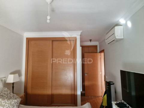 Apartamento t2, vila rosa,portimão