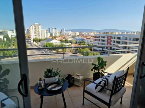 Apartamento t2, vila rosa,portimão