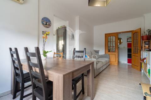 Apartamento t1 - vila nova da caparica