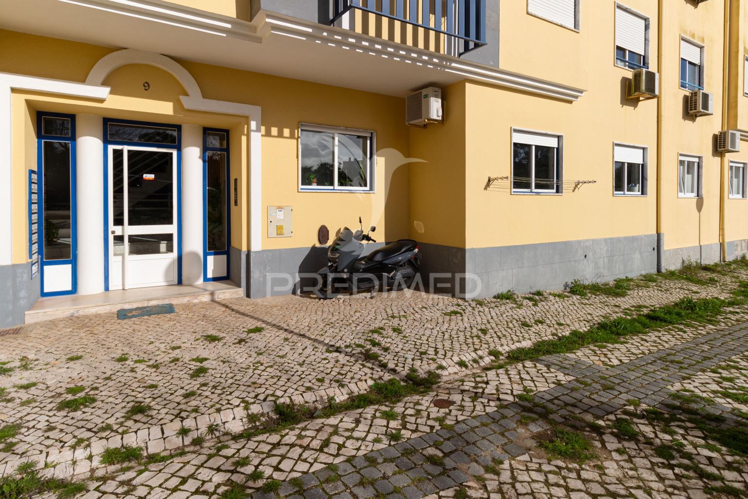 Apartamento t1 - vila nova da caparica