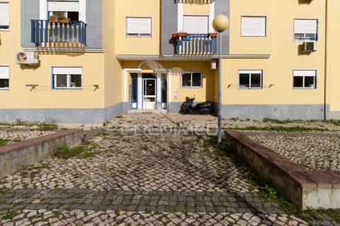 Apartamento t1 - vila nova da caparica
