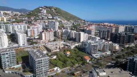 Moradia única na prestigiada estrada monumental – oportunidade rara!