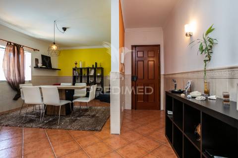 Apartamento t3 em monte fino - monte gordo