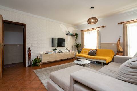 Apartamento t3 em monte fino - monte gordo