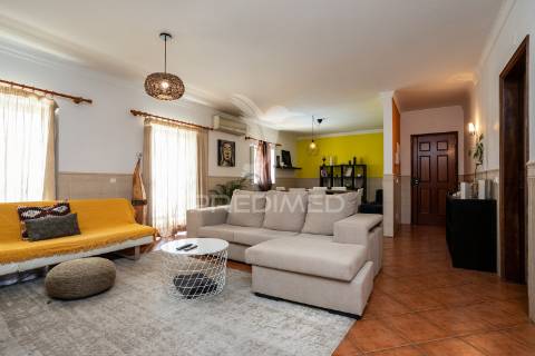 Apartamento t3 em monte fino - monte gordo