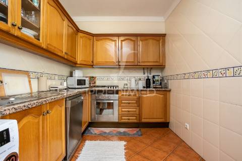 Apartamento t3 em monte fino - monte gordo