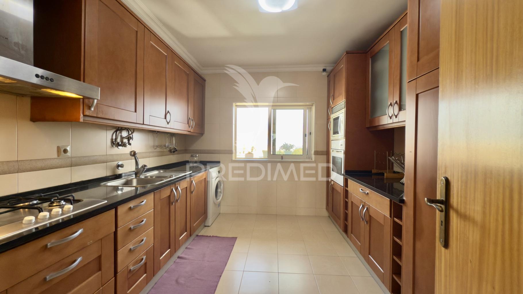 T4 para arrendamento 120m2 | monte da caparica