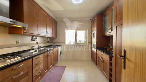 T4 para arrendamento 120m2 | monte da caparica