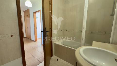 T4 para arrendamento 120m2 | monte da caparica