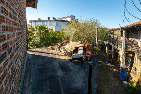 Quinta para restauro, em amares (24.740m2)