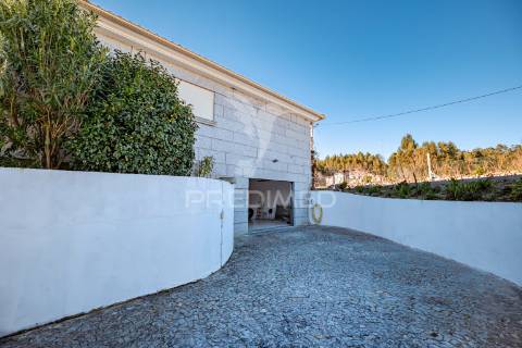 Moradia t4 + anexo t1 - fafe (1.3 ha)
