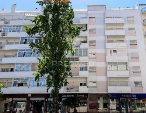 Penthouse i 7º andar na alameda das linhas torres