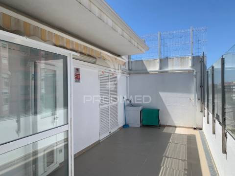 Penthouse i 7º andar na alameda das linhas torres