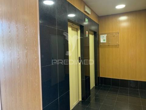Penthouse i 7º andar na alameda das linhas torres