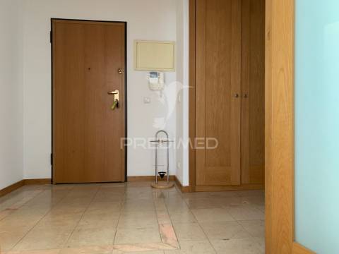 Penthouse i 7º andar na alameda das linhas torres