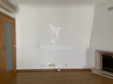 Penthouse i 7º andar na alameda das linhas torres