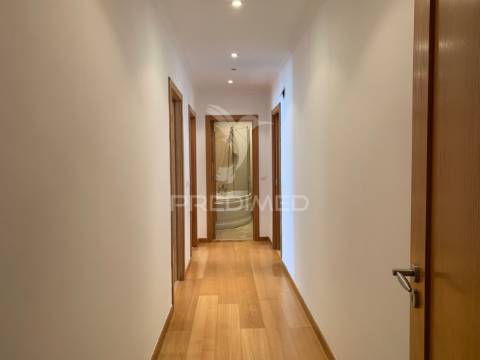 Penthouse i 7º andar na alameda das linhas torres
