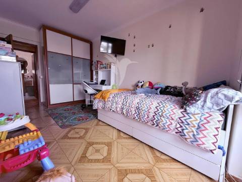 Apartamento t3 monte belo