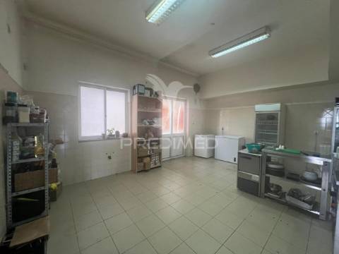 Trespasse de café snack bar em palmela
