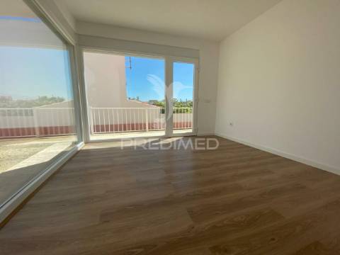 Moradia t4 em charneca da caparica *oferta escritura*