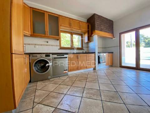 Moradia t5 duplex em sesimbra
