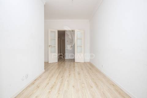 Fantástico apartamento t4 | junto a alameda dom afonso henriques