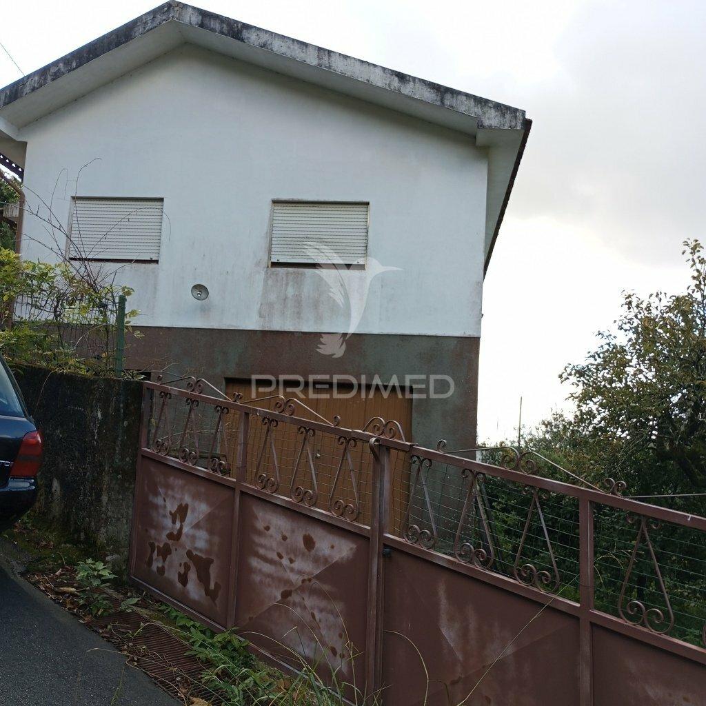 Moradia t3 em rocas do vouga, sever do vouga