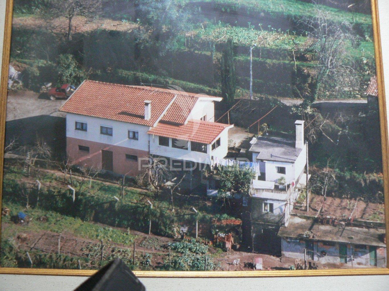 Moradia t3 em rocas do vouga, sever do vouga