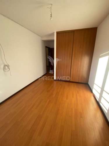 Excelente apartamento t4 - gondomar (rio tinto)