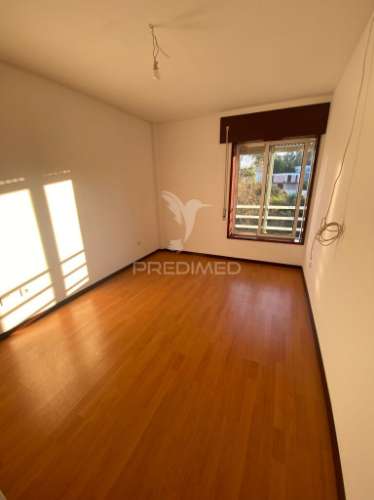 Excelente apartamento t4 - gondomar (rio tinto)