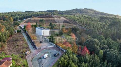 Moradia isolada , 5 quartos, 579 m2