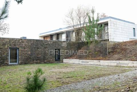 Moradia isolada , 5 quartos, 579 m2