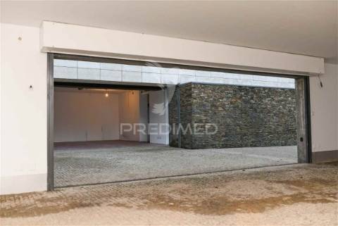 Moradia isolada , 5 quartos, 579 m2