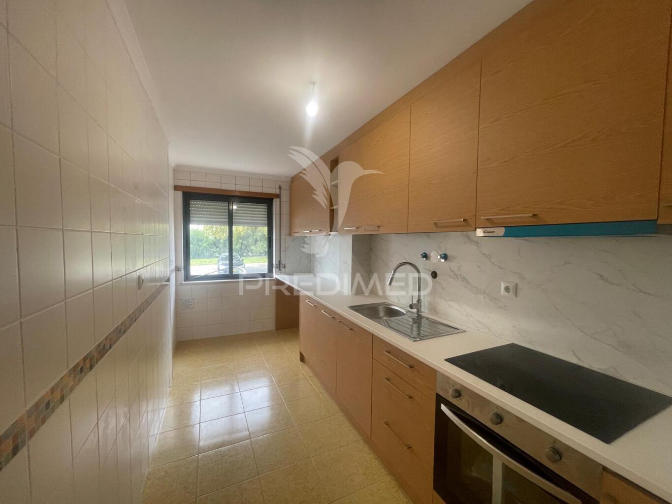 Apartamento t3  boas áreas . portas da cidade . montijo