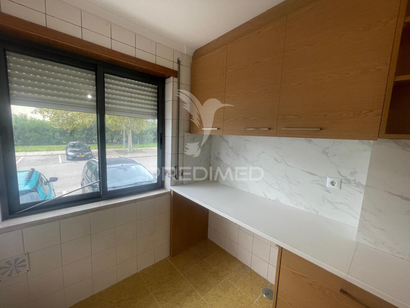 Apartamento t3  boas áreas . portas da cidade . montijo