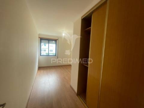 Apartamento t3  boas áreas . portas da cidade . montijo