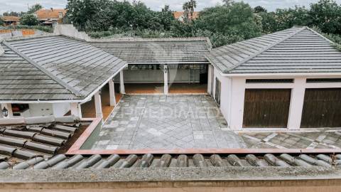 Moradia isolada t5 mobilada | piscina | febres - cantanhede