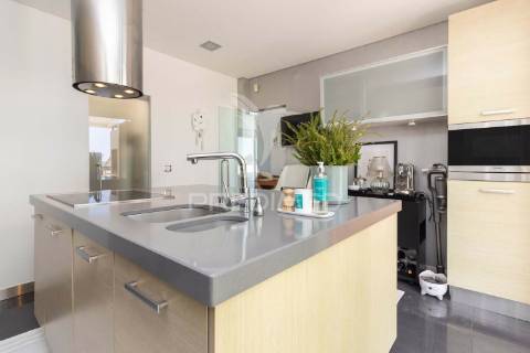 Moradia t5 piscina e garagem-sto. ant. da charneca. barreiro
